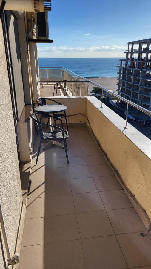 Seaview Cancun Apartments Summerland Mamaia Exterior photo