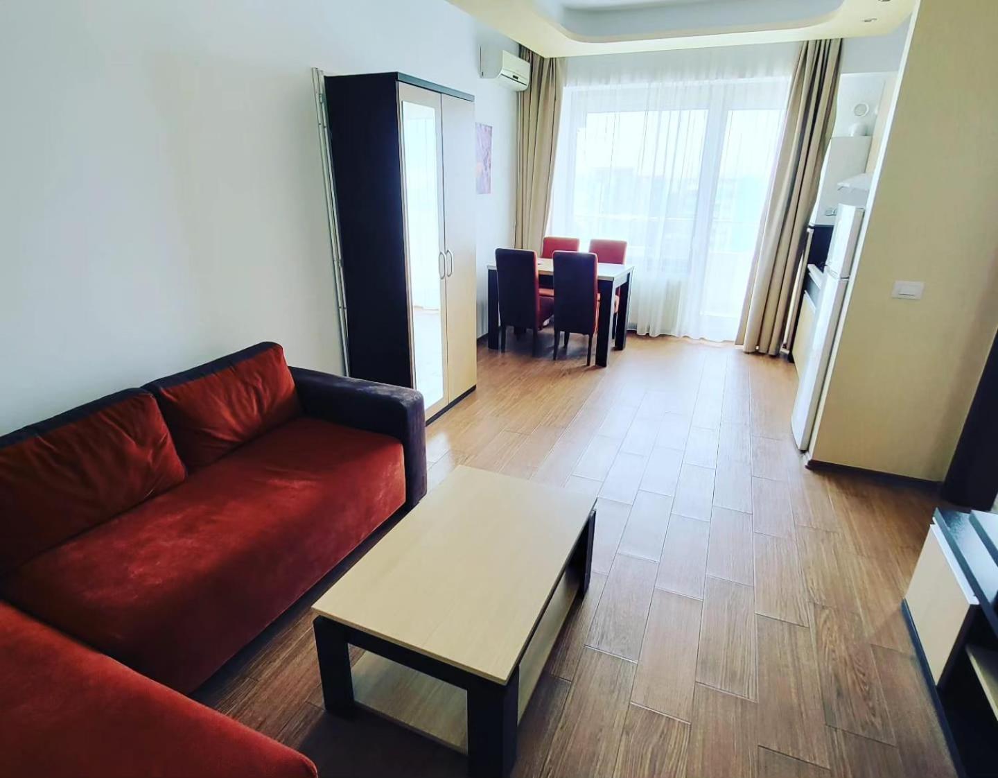 Seaview Cancun Apartments Summerland Mamaia Exterior photo