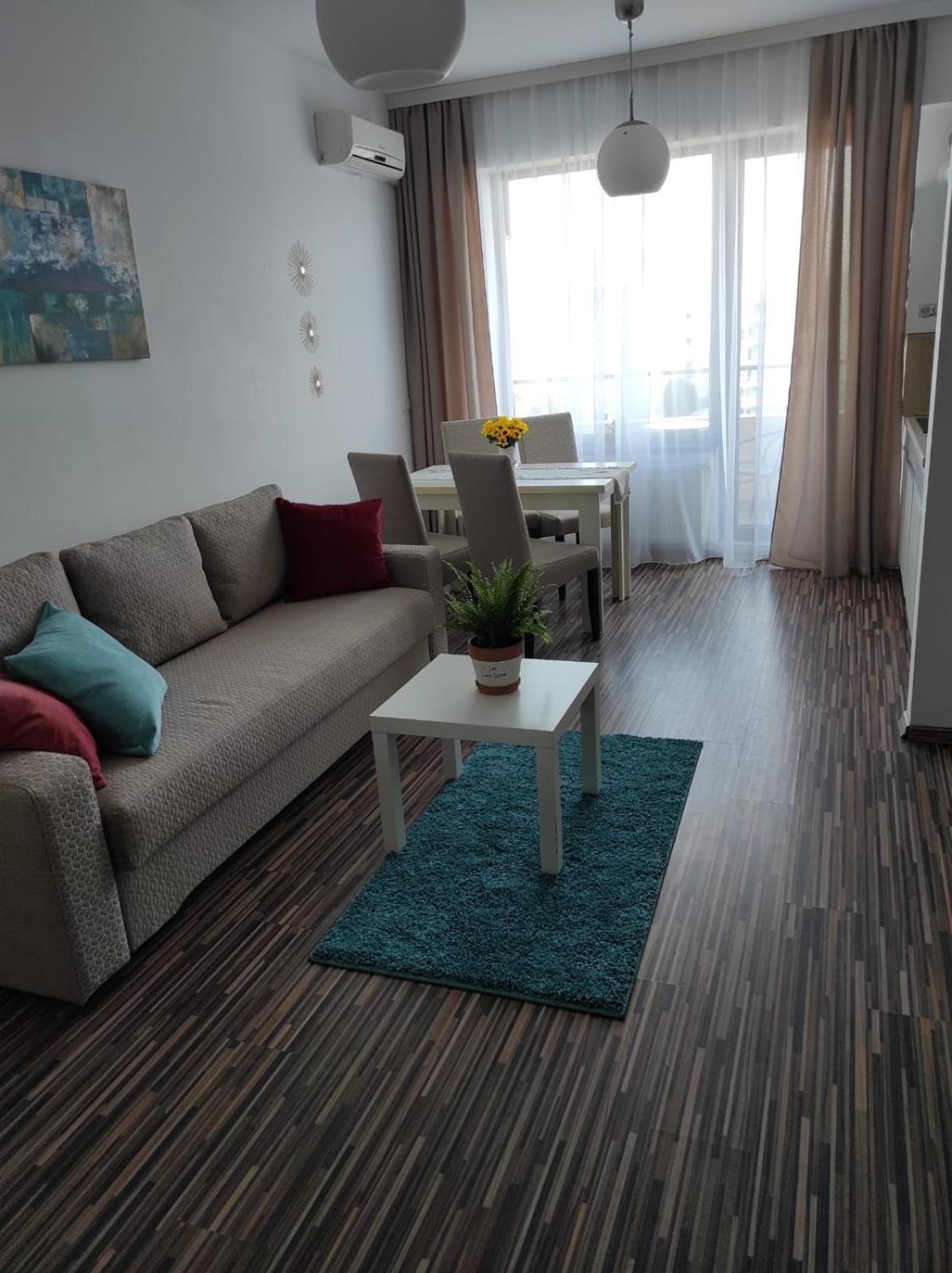 Seaview Cancun Apartments Summerland Mamaia Exterior photo